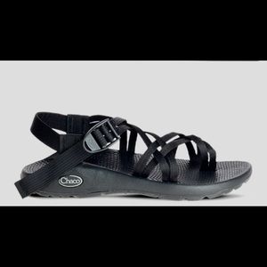 New~ Chacos